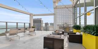 Wave Lakeview Gallery 1