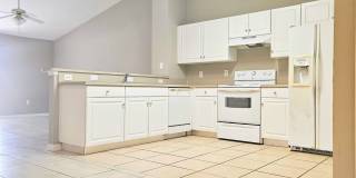 3 BR / 2 BA Duplex Conveniently Located in Lehigh Acres Gallery 3