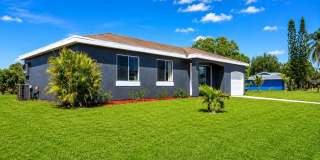 250 SW Homeland Road Gallery 2