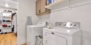 Newly built 3 Bed 2 bath home with Large backyard Gallery 19