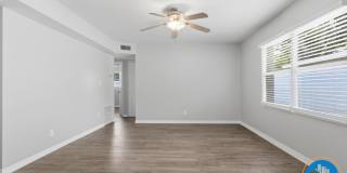 7428 37th Ave N Gallery 24