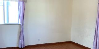 Liliha: 2 Bed, 1 Bath + Den Duplex w/ 1 Parking Spot - Includes Utilities! Gallery 6