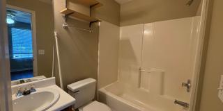 Regency Square Condo, 324 N. Ross, Unit A3 Gallery 8