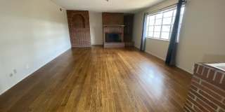 901 Santa Ana Avenue Southeast Gallery 16