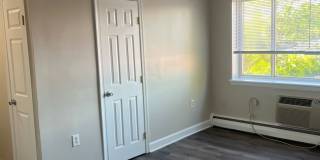 2314 Glendale Terrace Gallery 1