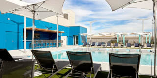 Link Apartments Canvas Gallery 8