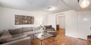 2 Bedroom, 1 Bath Garden Level Unit in Park Hill Gallery 1