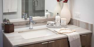 2217 S Wabash Ave Gallery 7