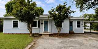 Charming 4 Bed, 2 Bath Home Near ULL Gallery 1