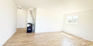 3326 Halverson Avenue Gallery 3