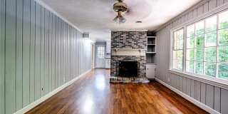 Room in 5 Bedroom Home at Kinnamon Rd Gallery 15
