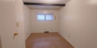 $1,200 - 2 Bed/1 Bath Private area near the Oval Gallery 15