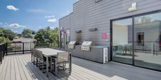 3200 Washington Gallery 16