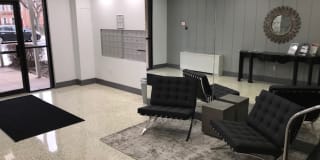 5100 Connecticut Avenue Gallery 17