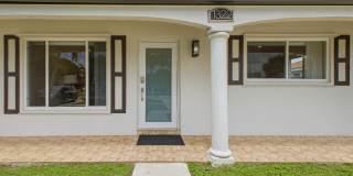 1320 RIVERSIDE Circle Gallery 5