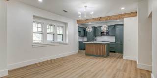 1723 West Park Place Gallery 90