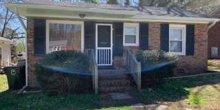 Cozy 2 Bedroom Home Available Now! Gallery 1