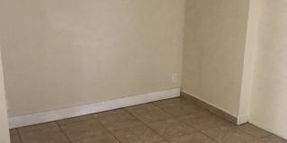 Large 5-2 house in Oakland Park Gallery 8