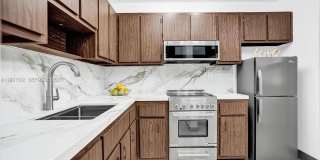 5325 SW 77th Ct Gallery 4