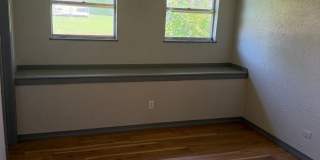 Awesome family home for rent Gallery 10