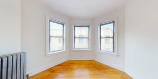 5415 S. Woodlawn Avenue Gallery 3