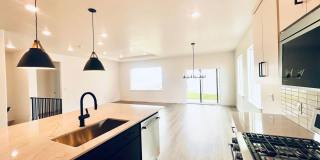 Stunning 5BD/3BA New Construction in Lehi | 3,287 SF | HOA Covers Yard | Aug 1 Gallery 1