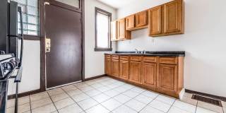 617 N Central Ave Gallery 17