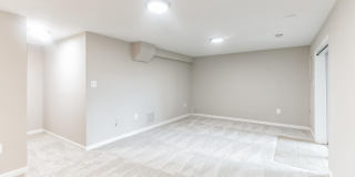 5335 LAKE COVE Court Gallery 27