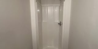 408 SE First Street Gallery 14