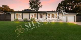 Beautifully Updated 3/2 Home in Prime Location Gallery 1