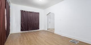 5421 Toledo Street Gallery 11