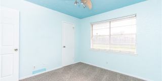 2001 Eisenhower Drive Gallery 8
