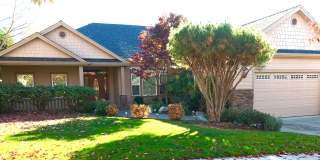 Spacious 3 Bed, 2 Bath Home in East Medford Gallery 1