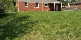 A quaint three bedroom one bath single family house in Lakewood Manor Subdivision Gallery 19