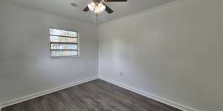 1726 W Chestnut St Apt A Gallery 15