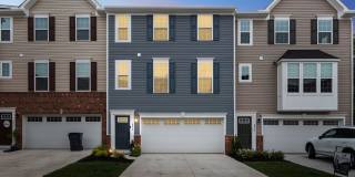 Spacious 3BR Townhome in Reynoldsburg Gallery 1