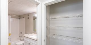 The Iris The Iris Gallery 11