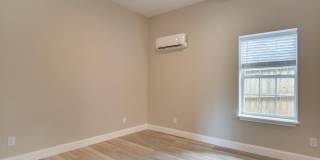 203 S L St Gallery 28