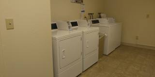 Albany Court Apartments 55+ Gallery 1