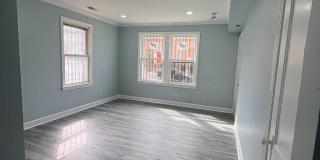 1324 ADAMS Street NE Gallery 4