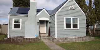 1905 4th Street Gallery 1