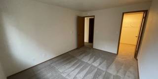 (1K) Kristine Apartments Gallery 4