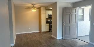 Lincoln Park Apartments Gallery 6