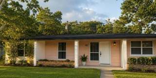 589 E NORMANDY BLVD. Gallery 1