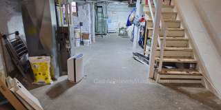 Fully Furnished Downtown Carlisle Townhouse with Fenced Yard and Off Street Parking Gallery 34