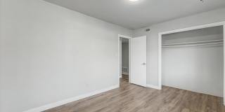 Evanston Apartments Gallery 15