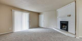 1 Bedroom 1 Bath Condo - Wilshire And NW Expressway Gallery 10