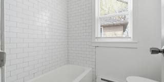 3020 Davis Street Gallery 12