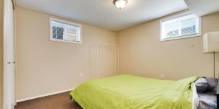 Roomy Sunnyside Duplex with Finished Basement in a Prime Location Gallery 19