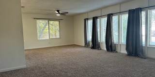 Spacious 4-Bedroom Home with Finished Basement & Large Backyard! Gallery 4